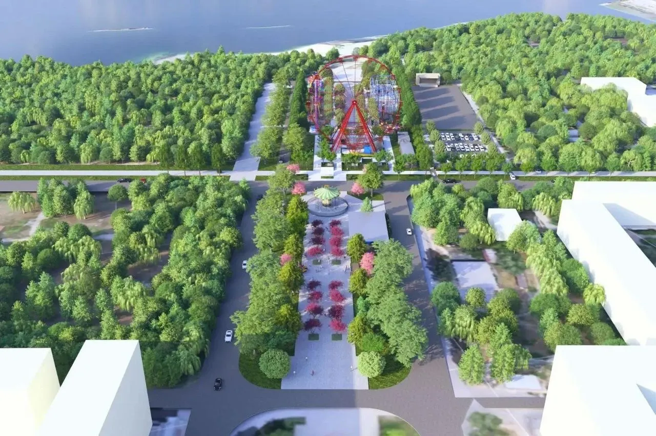 В Центральном парке культуры и отдыха запланировали поэтапное озеленение: за несколько лет здесь появятся деревья, хвойные и декоративные кустарники.