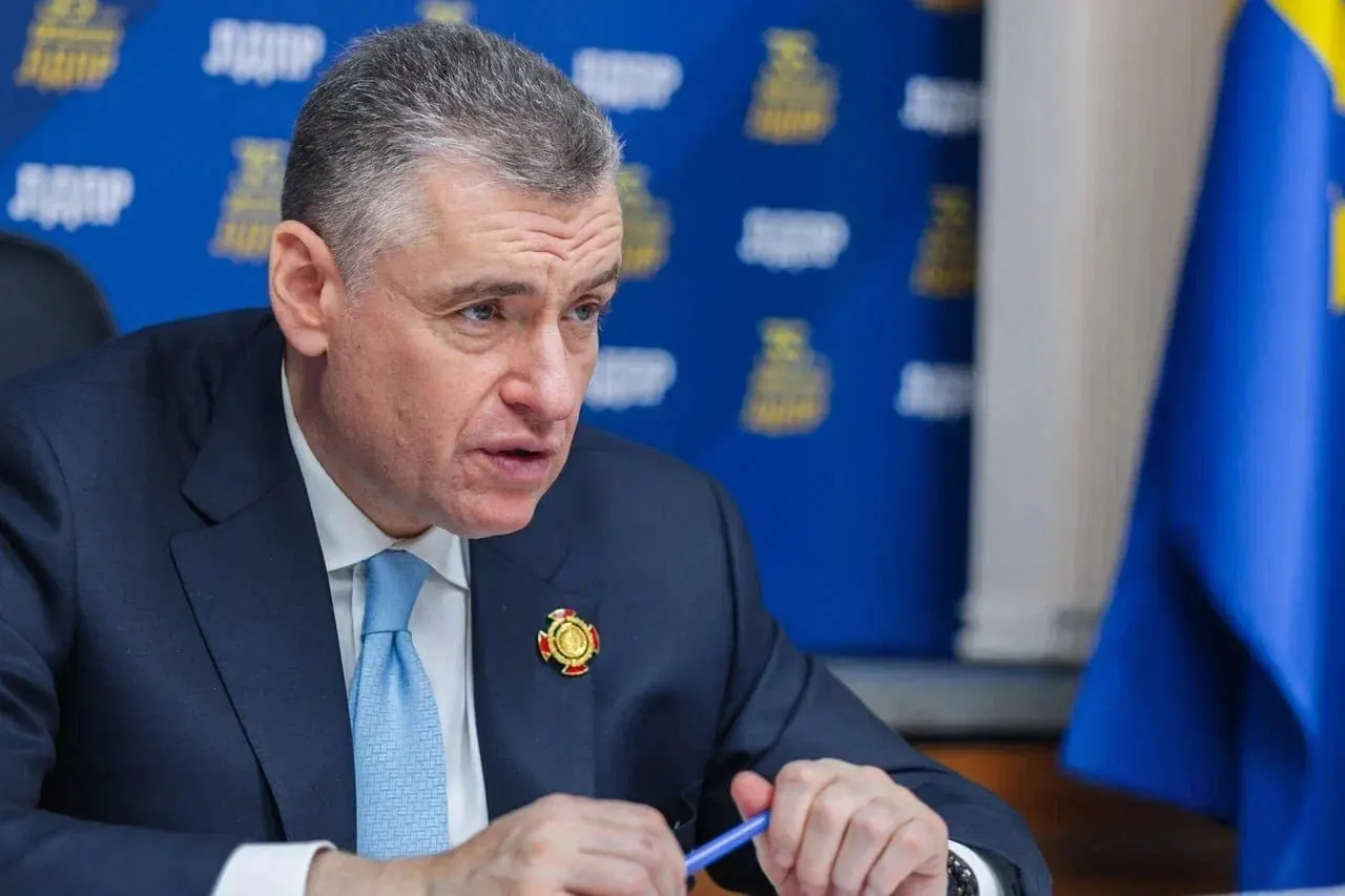Партия направила в Генпрокуратуру инициативу о прокурорских проверках сельскохозяйственных земель, переданных в аренду иностранцам, с целью выявления нарушений экологического законодательства и контроля за плодородием почв.