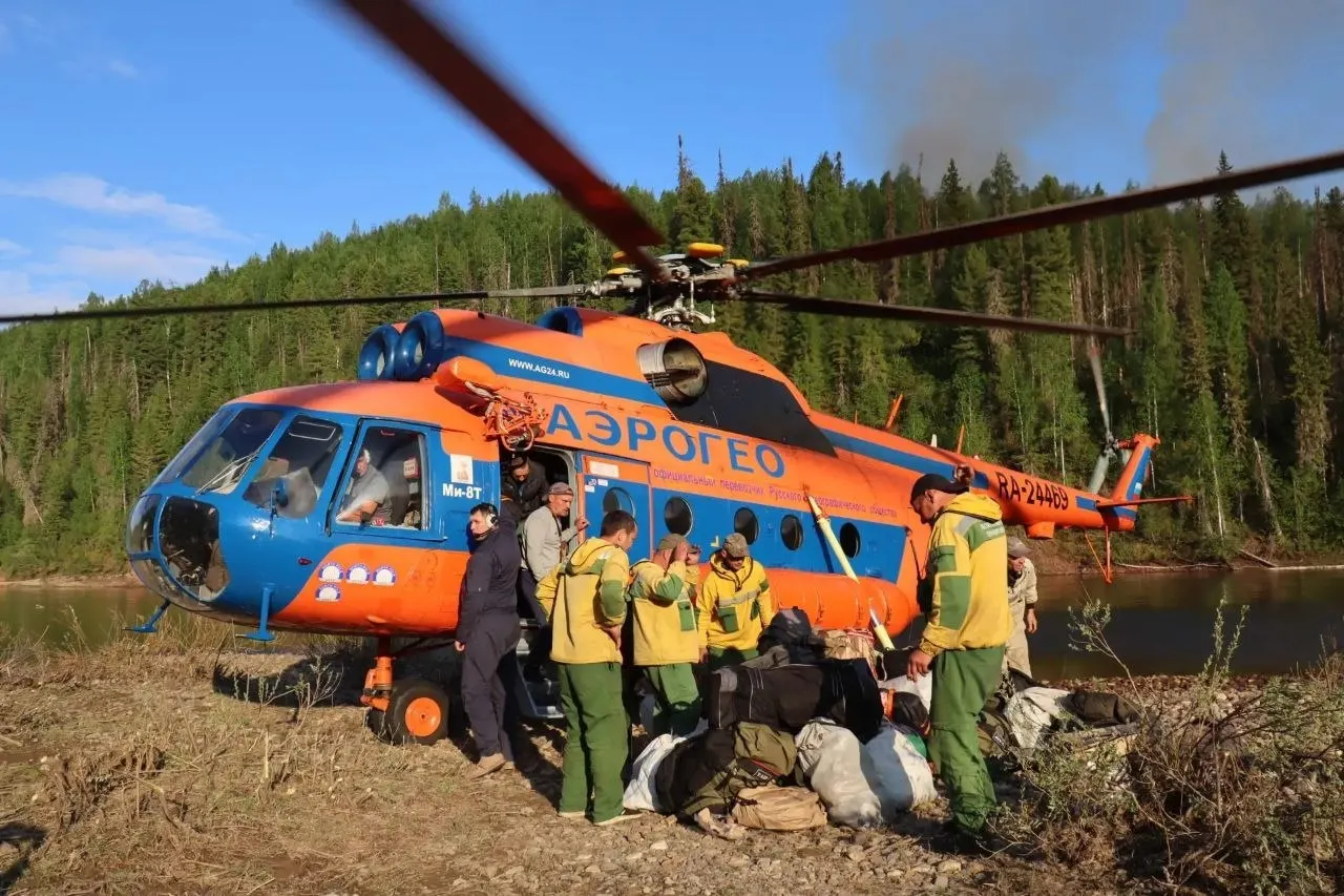 Площадь лесных возгораний в крае за сутки выросла до 83,6 тыс. га. В тушении задействованы свыше 1,5 тыс. человек, переброшены межрегиональные силы и авиация.
