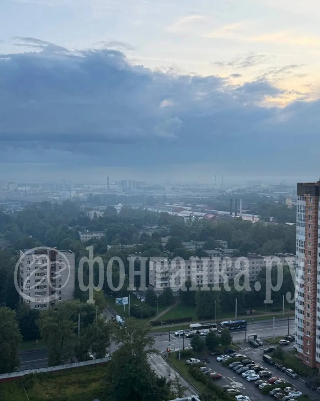 Жители Невского, Фрунзенского и Московского районов сообщили о запахе гари и дымке. Вопрос направлен в Комитет по природопользованию.