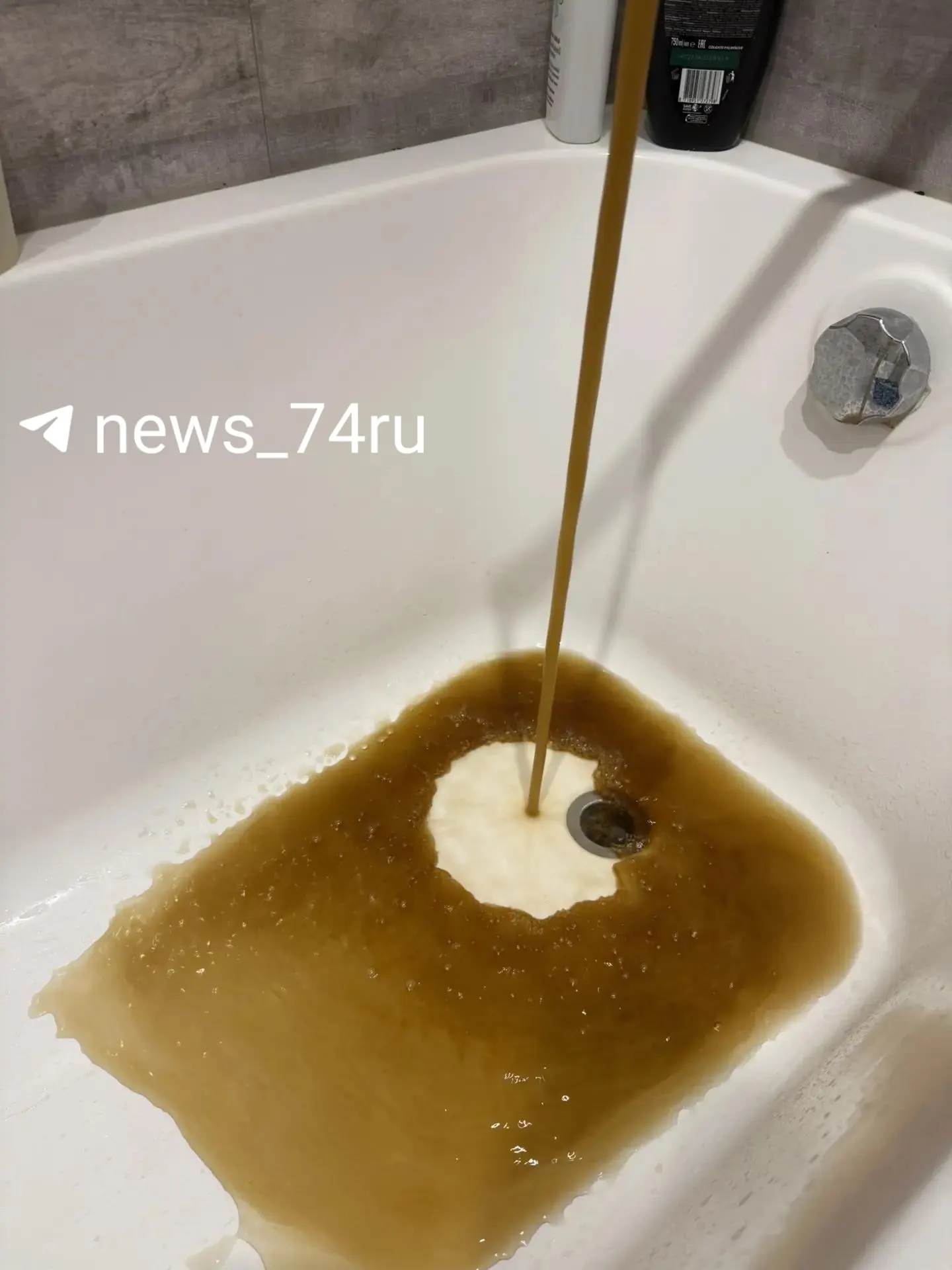 Из-за ремонта на улице 2-й Потребительской возможны изменения цвета воды в нескольких районах города до 6 августа.