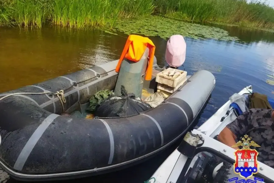 Полицейские и рыбоохрана пресекли незаконную добычу водных биоресурсов в акватории Куршского залива; ущерб составил более 146 тысяч рублей.