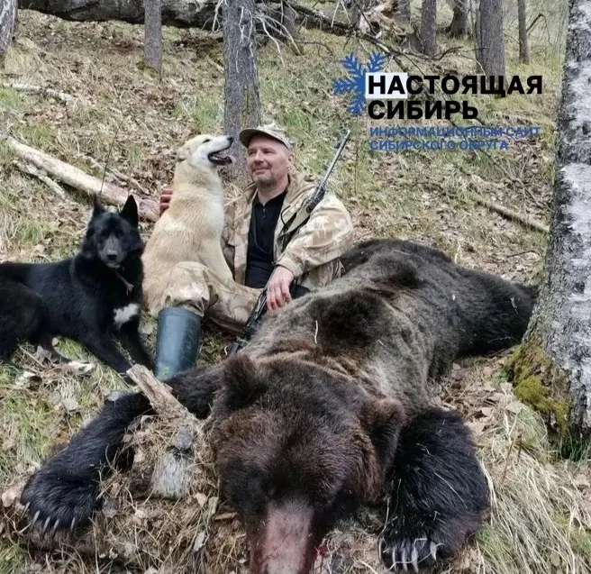 В таёжной Абазе местные жители объединились для охраны домов: патрули с квадрокоптерами и тепловизорами следят за зверями, чтобы снизить угрозы.